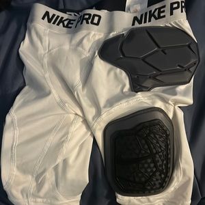 Nike pro padded short
